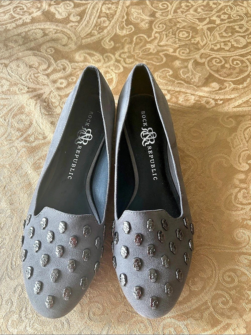 Rock &Republic Studded Flats in Gray Like New